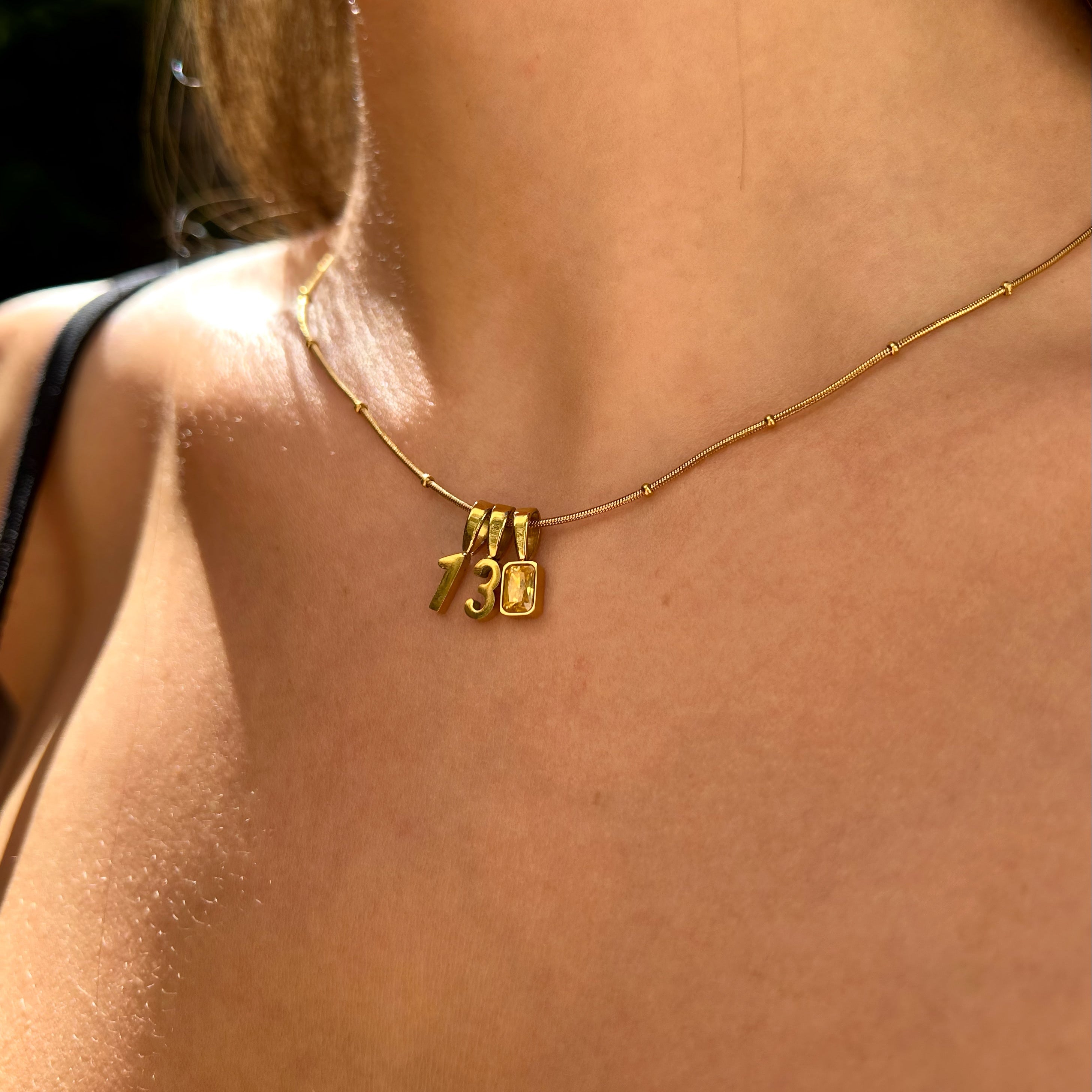 Charms de Números (𝒪𝓇𝑜)